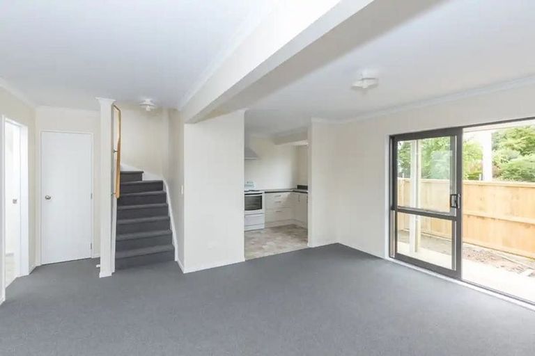 Photo of property in 50u2 Helena Road, Hillcrest, Hamilton, 3216