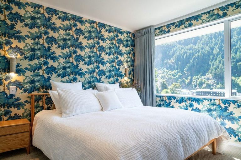 Photo of property in 54 Huff Street, Queenstown, 9300