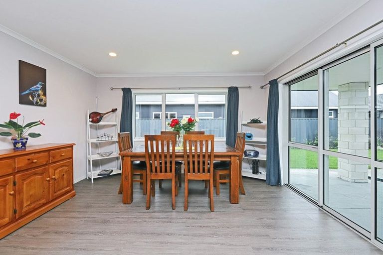 Photo of property in 15 Horton Close, Frimley, Hastings, 4120