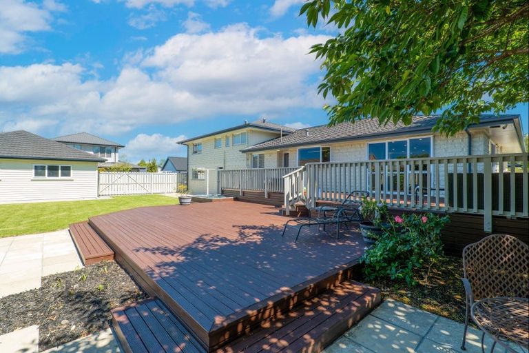 Photo of property in 100a Aorangi Road, Bryndwr, Christchurch, 8053