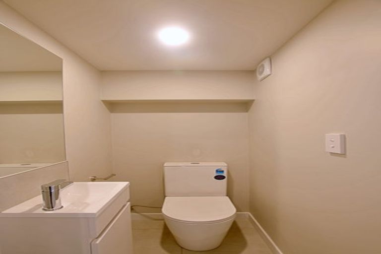 Photo of property in 82e Salisbury Road, Birkdale, Auckland, 0626