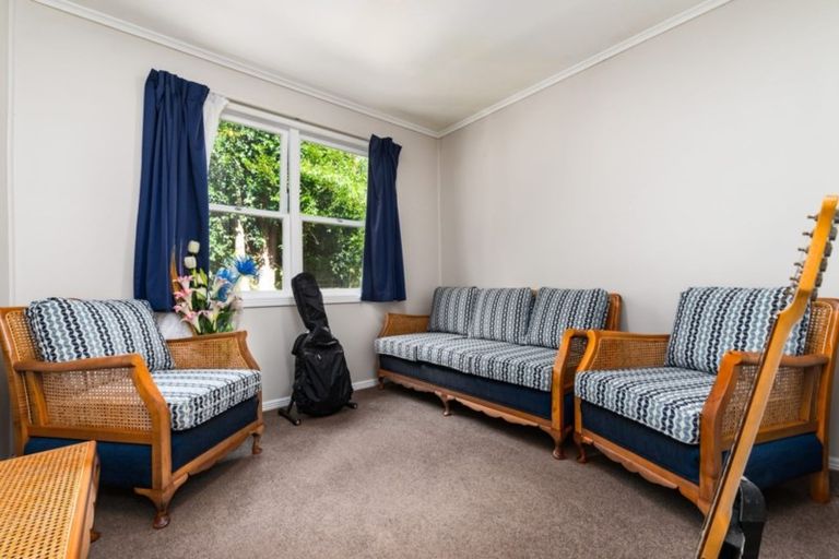 Photo of property in 8 Hartley Terrace, Massey, Auckland, 0614