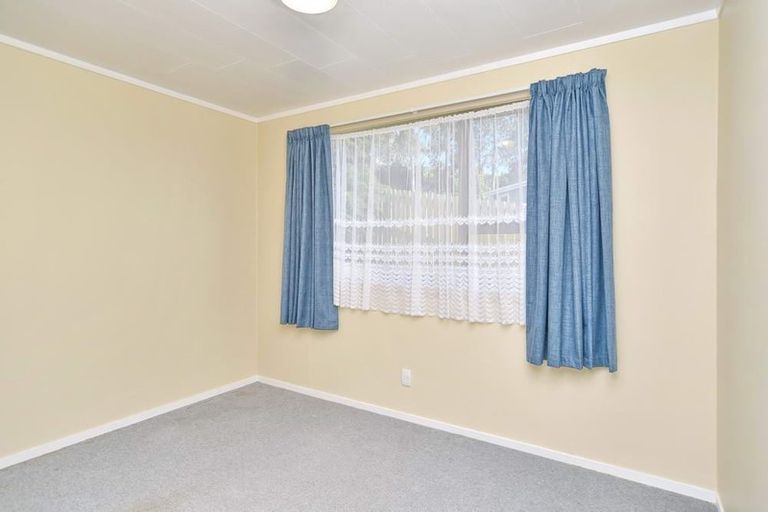 Photo of property in 9 Oxford Street, Waikari, 7420