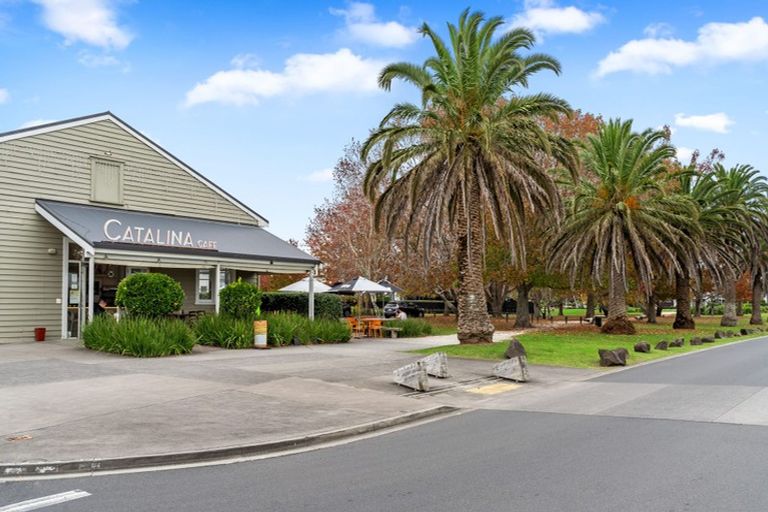 Photo of property in 30 Station Street, Hobsonville, Auckland, 0618