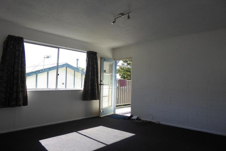 Photo of property in 7/91 Pharazyn Street, Melling, Lower Hutt, 5010