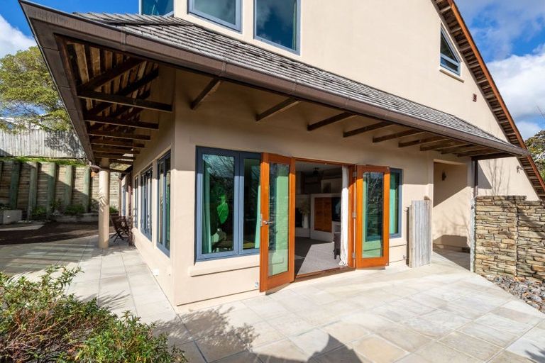 Photo of property in 2/3 Gard Street, Silverstream, Upper Hutt, 5019