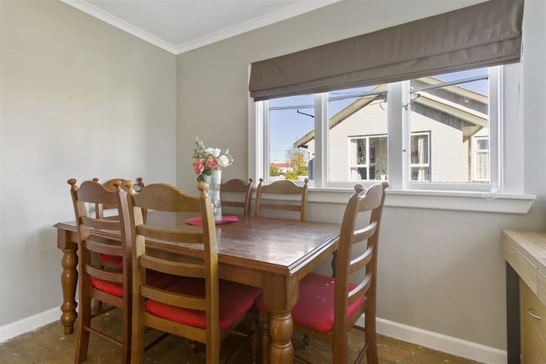 Photo of property in 14 Edward Street, Waimate, 7924