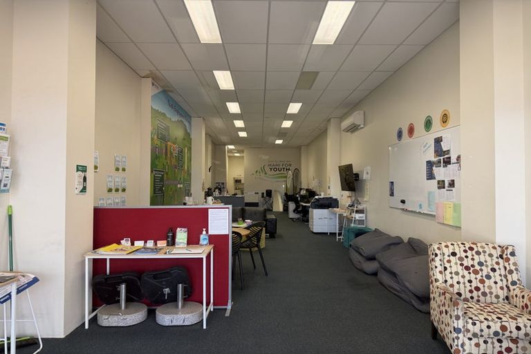 Photo of property in 108 Heretaunga Street, Palmerston North, 4414