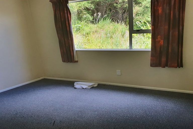 Photo of property in 26 Manurewa Grove, Wainuiomata, Lower Hutt, 5014