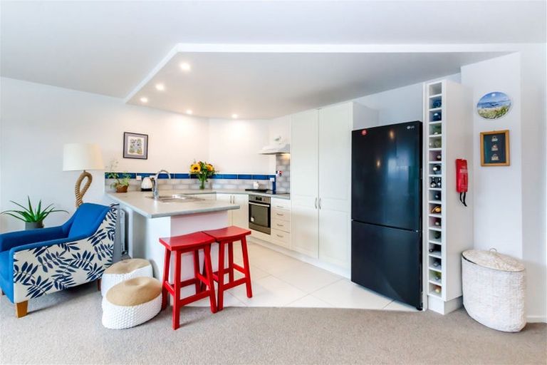 Photo of property in 1b/25 Maclean Street, Paraparaumu Beach, Paraparaumu, 5032