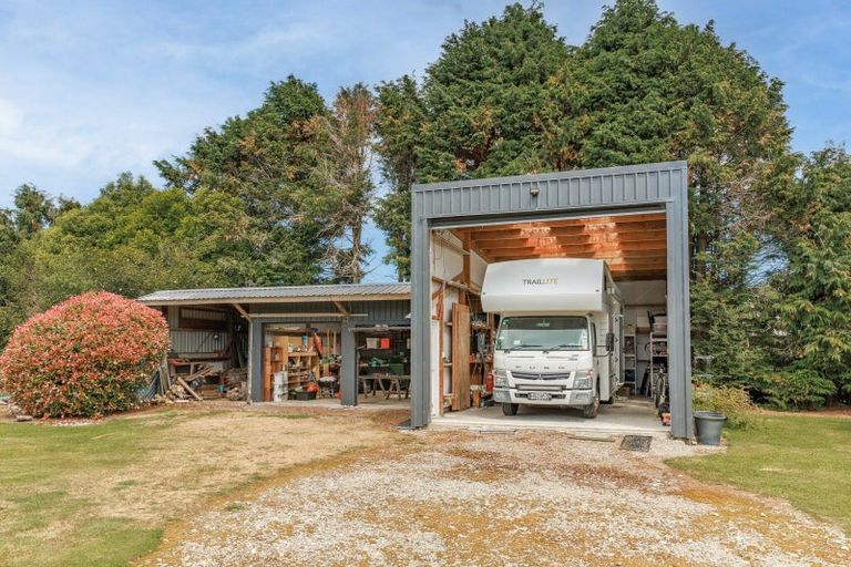 Photo of property in 39 Kew Road, Westport, 7825