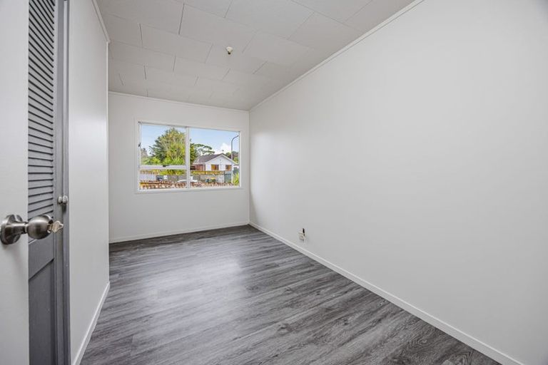 Photo of property in 42 Beaufort Place, Papatoetoe, Auckland, 2025
