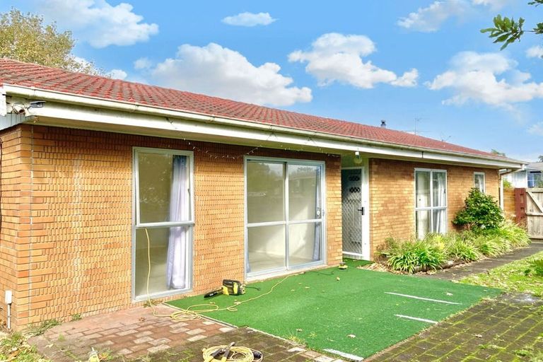 Photo of property in 10 Lynley Place, Pakuranga Heights, Auckland, 2010