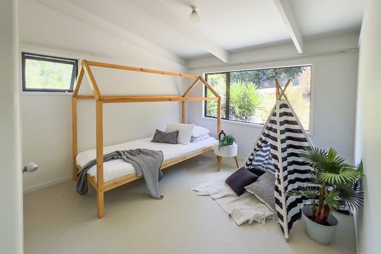 Photo of property in 1 Wairimu Way, Waipu, 0582