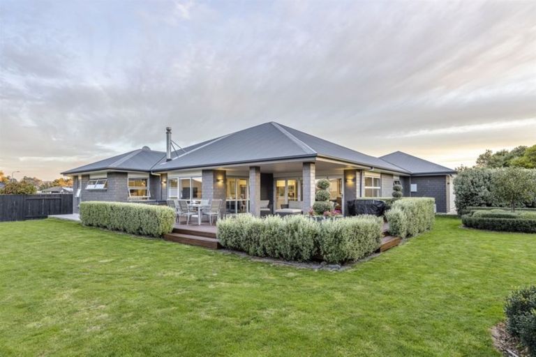 Photo of property in 86a James Line, Kelvin Grove, Palmerston North, 4414