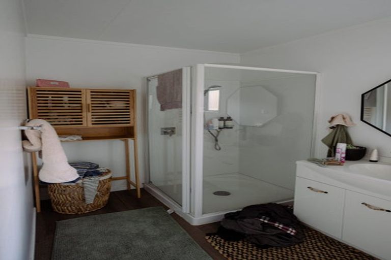 Photo of property in 28 Glengyle Way, Wanaka, 9305