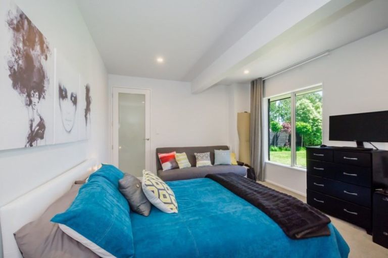 Photo of property in 7a Lesley Grove, Waikanae, 5036