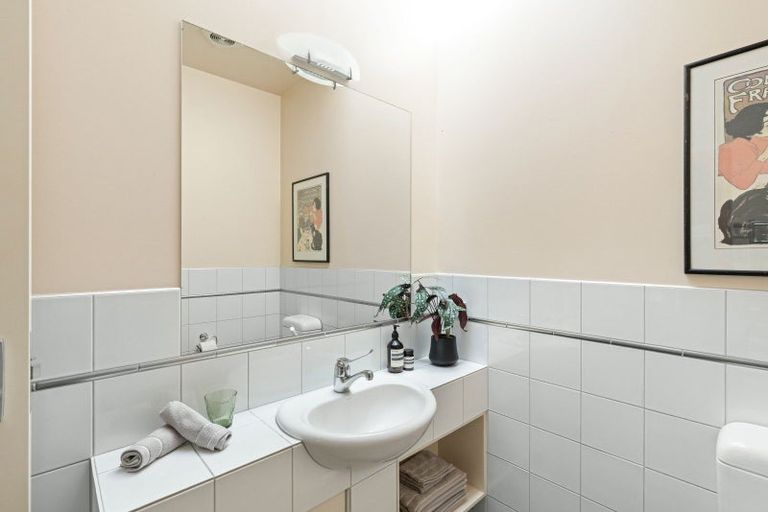 Photo of property in 621 Marine Drive, Days Bay, Lower Hutt, 5013