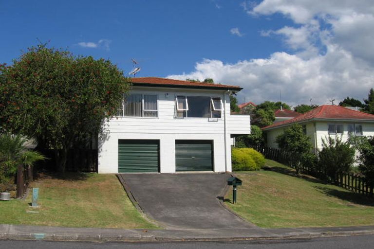 Photo of property in 32 Holt Avenue, Torbay, Auckland, 0630