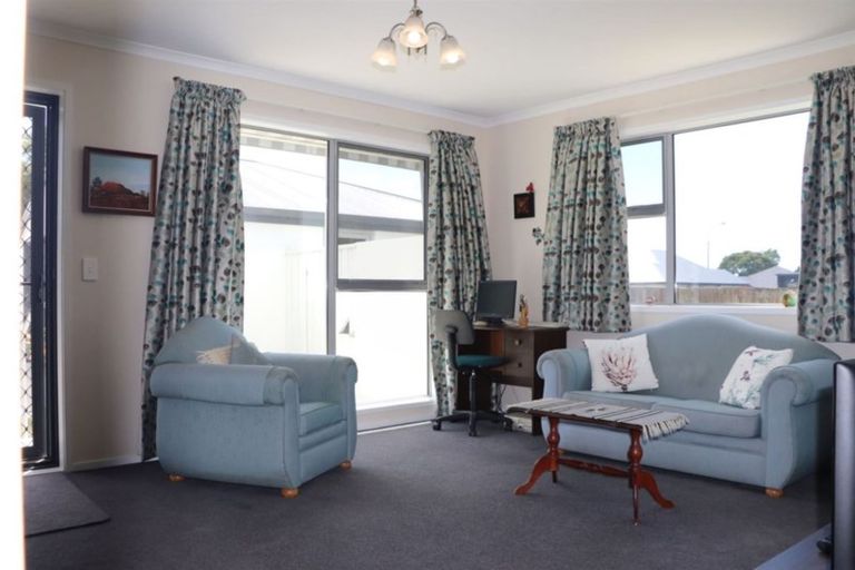 Photo of property in 4/18 Lindsay Street, St Albans, Christchurch, 8014