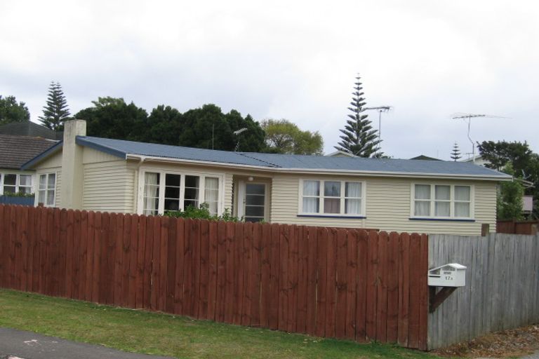 Photo of property in 17a O'donn Avenue, Beach Haven, Auckland, 0626