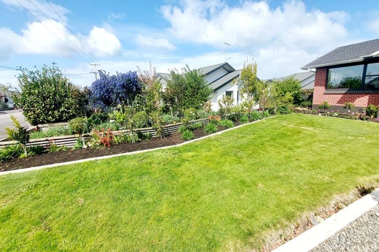 Photo of property in 25 Victoria Avenue, Dannevirke, 4930