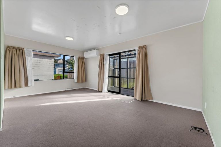 Photo of property in 9b Boundary Road, Opaheke, Papakura, 2113