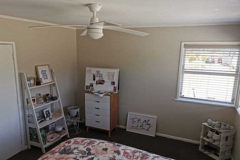 Photo of property in 5 Okataina Street, Pakuranga Heights, Auckland, 2010