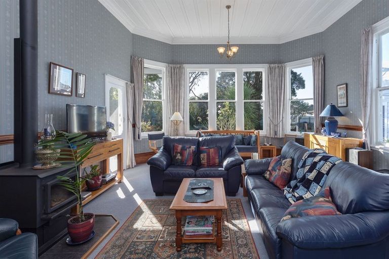 Photo of property in 27 Pukepapa Road, Marton, 4710