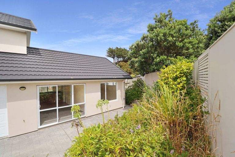 Photo of property in 7 The Topdeck, Whitby, Porirua, 5024