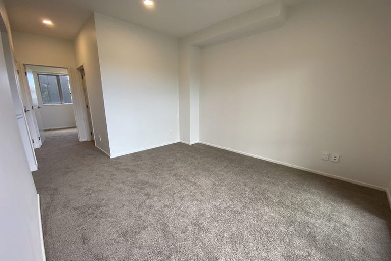 Photo of property in 6/36 Edmonton Road, Henderson, Auckland, 0612