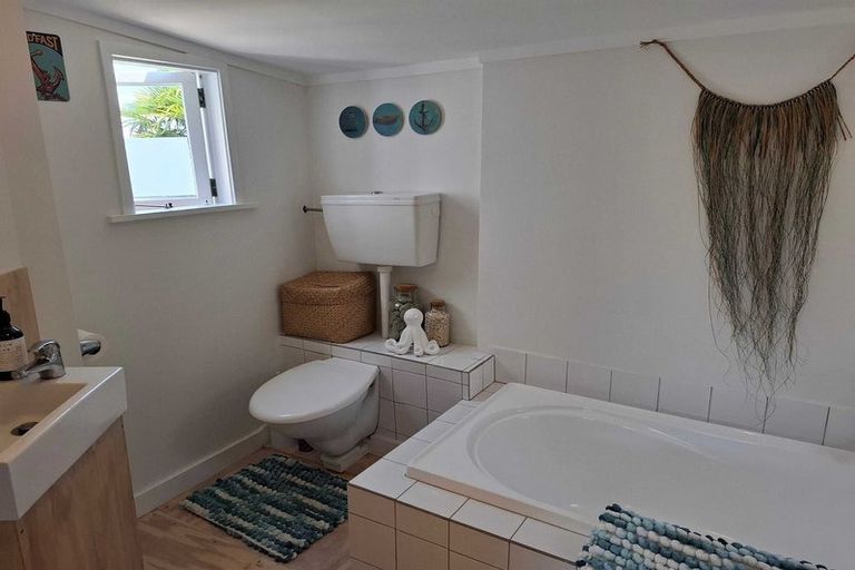 Photo of property in 2300 Whangarei Heads Road, Whangarei Heads, 0174