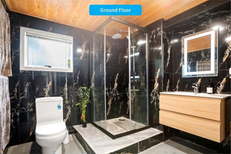 Photo of property in 2/6 Makora Road, Massey, Auckland, 0614