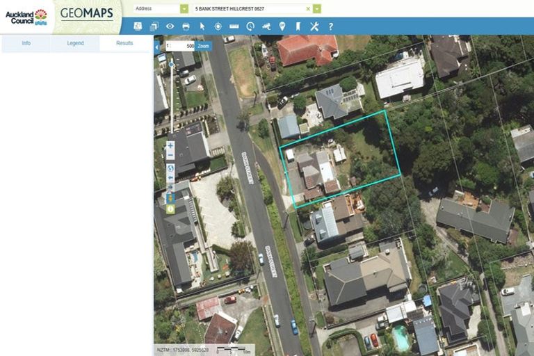 Photo of property in 5 Bank Street, Hillcrest, Auckland, 0627