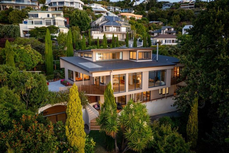 Photo of property in 28 The Cliffs, Britannia Heights, Nelson, 7010