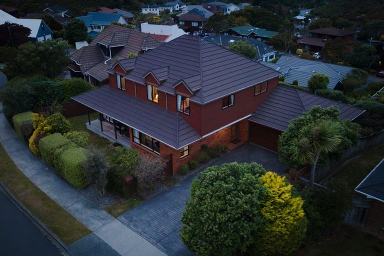 Photo of property in 7 Montrose Grove, Churton Park, Wellington, 6037