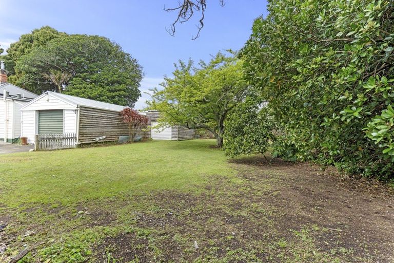 Photo of property in 40 Princess Street, Waitara, 4320