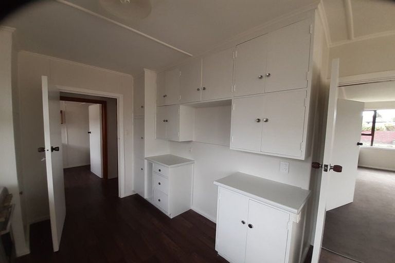 Photo of property in 28 Leicester Crescent, Hoon Hay, Christchurch, 8025