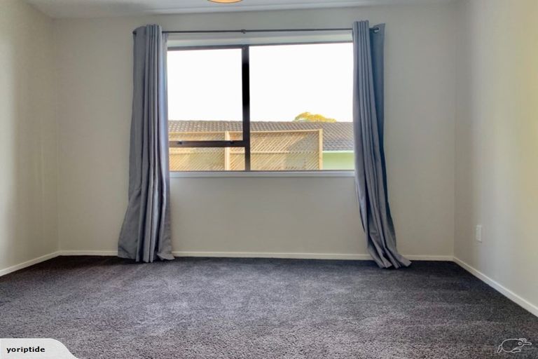 Photo of property in 39 Tamahere Drive, Glenfield, Auckland, 0629