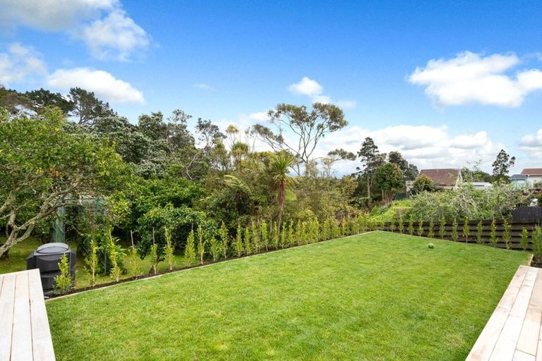 Photo of property in 182 Kauri Road, Whenuapai, Auckland, 0618