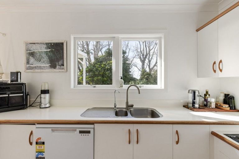 Photo of property in 56a Woodleigh Street, Frankleigh Park, New Plymouth, 4310