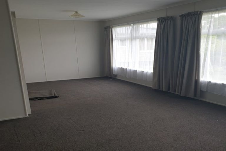Photo of property in 22 Paerata Road, Pukekohe, 2120
