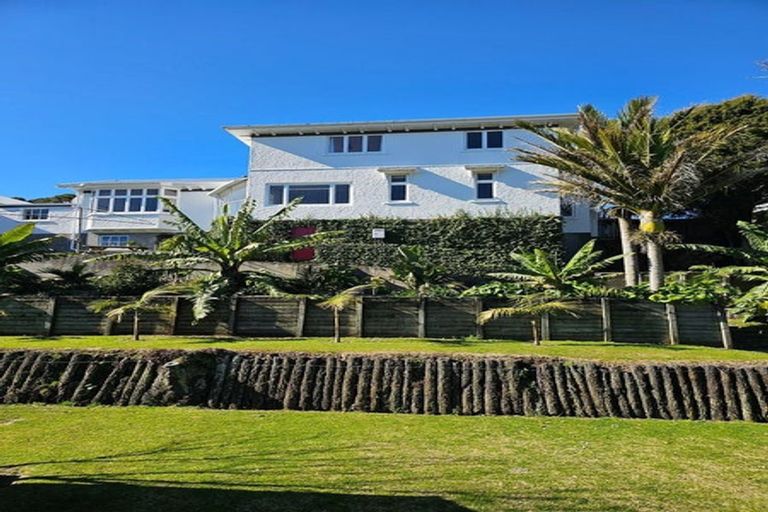 Photo of property in 6 Ridge Lane, New Plymouth, 4310