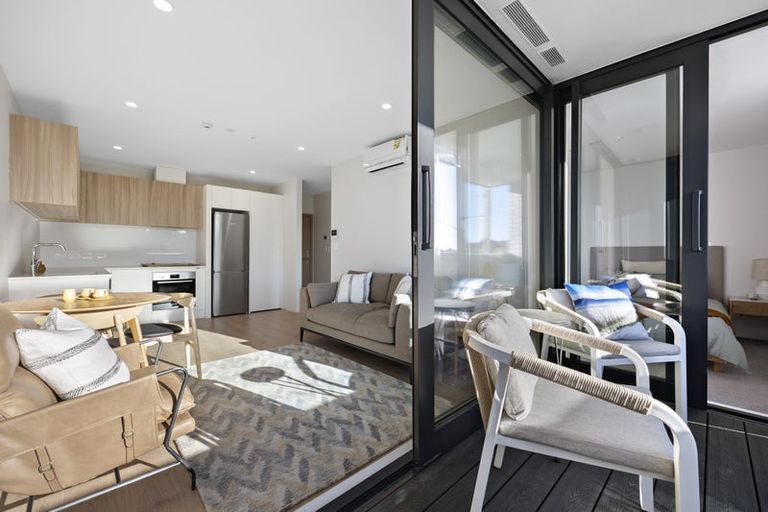 Photo of property in 1 Willoughby Avenue, Howick, Auckland, 2014