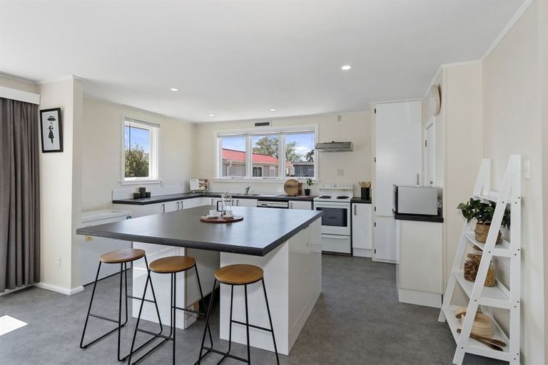 Photo of property in 61 Rowley Avenue, Hoon Hay, Christchurch, 8025