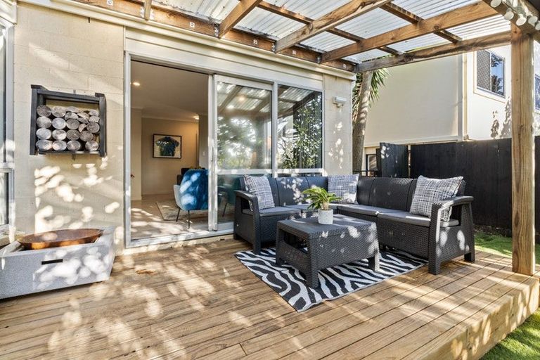 Photo of property in 4b Voyager Drive, Gulf Harbour, Whangaparaoa, 0930