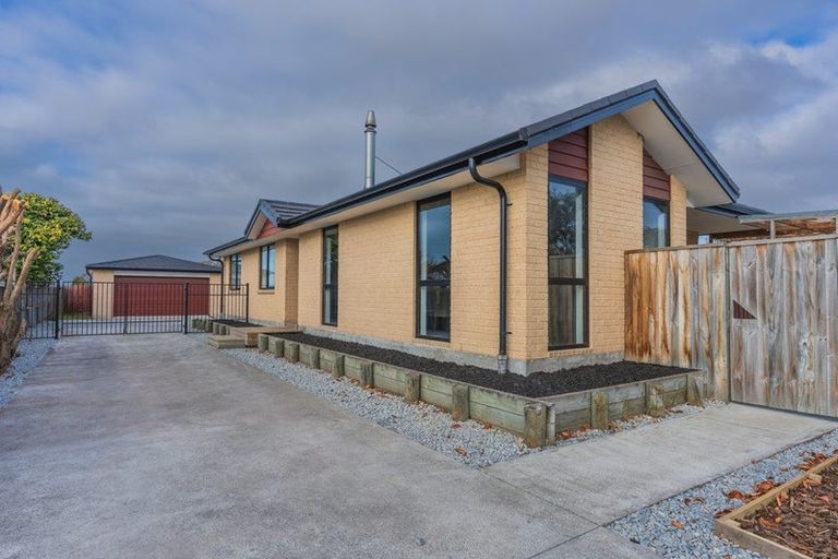 Photo of property in 130 Rowses Road, Aranui, Christchurch, 8061