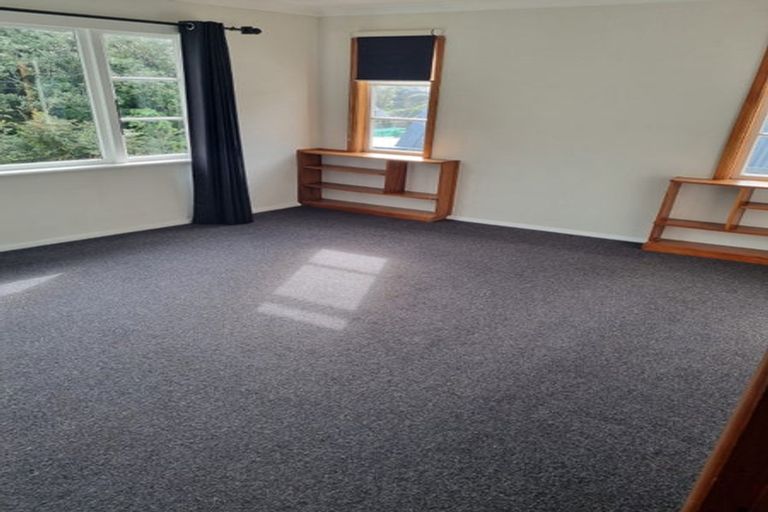 Photo of property in 12 Mahoe Street, Tawa, Wellington, 5028