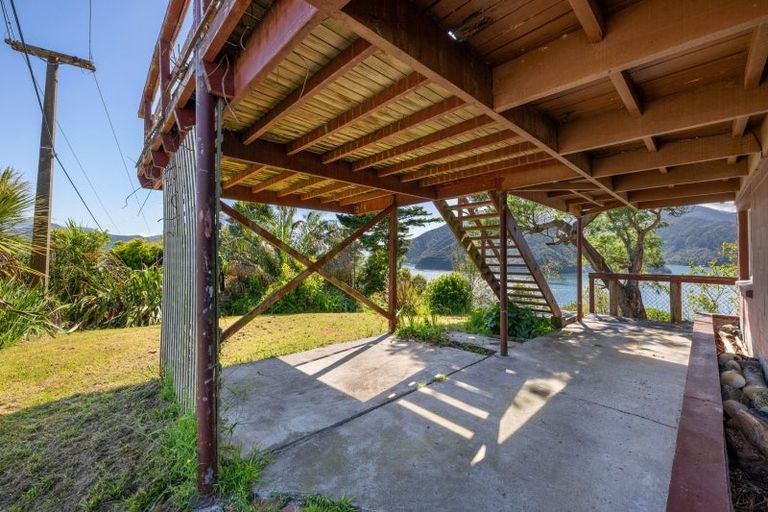 Photo of property in 308 Port Underwood Road, Whatamango Bay, Picton, 7281