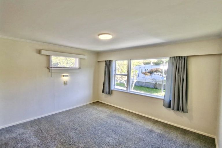 Photo of property in 50 Randwick Road, Northland, Wellington, 6012